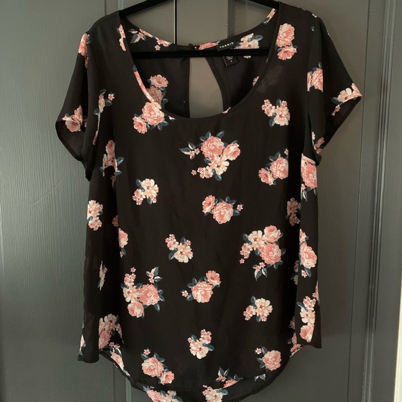 torrid Tops - Torrid Floral Keyhole Blouse